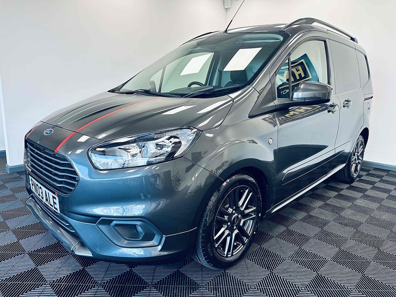 Ford Transit Courier EcoBoost Sport - U2071