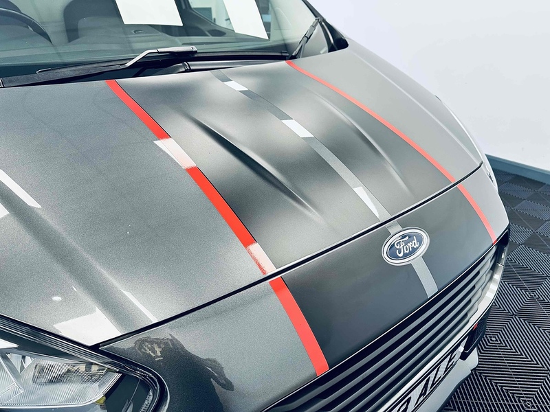 Ford Transit Courier EcoBoost Sport - U2071