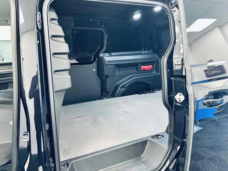 Volkswagen ID. Buzz Cargo Pro Commerce - U2073