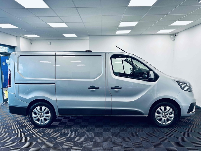 Renault Trafic dCi Blue SL30 Extra - U2074