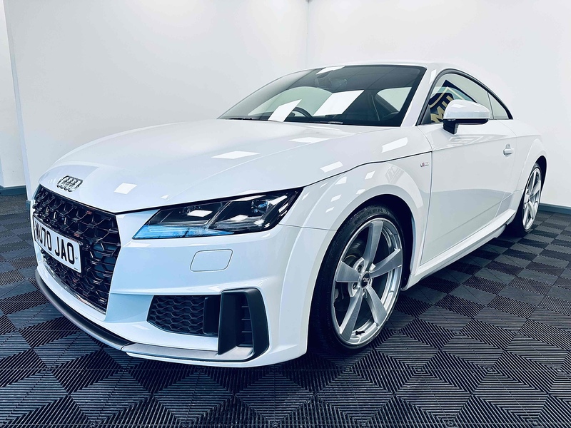 Audi TT TFSI S line - U2080