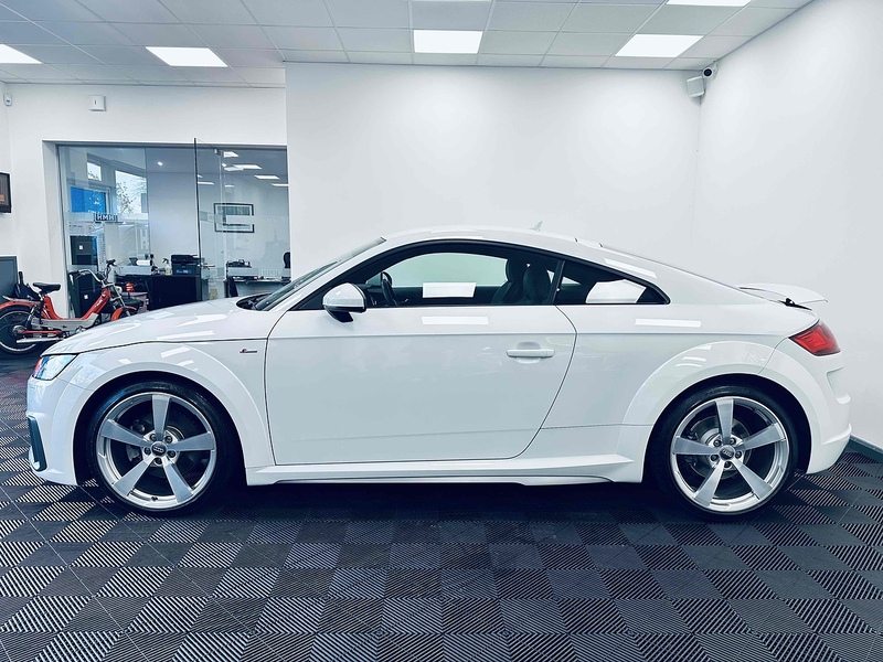 Audi TT TFSI S line - U2080