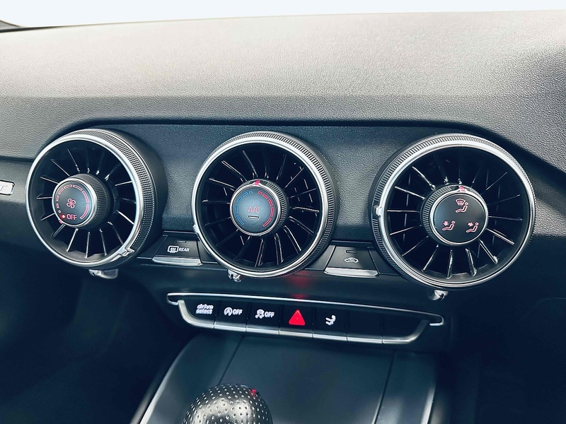 Audi TT TFSI S line - U2080