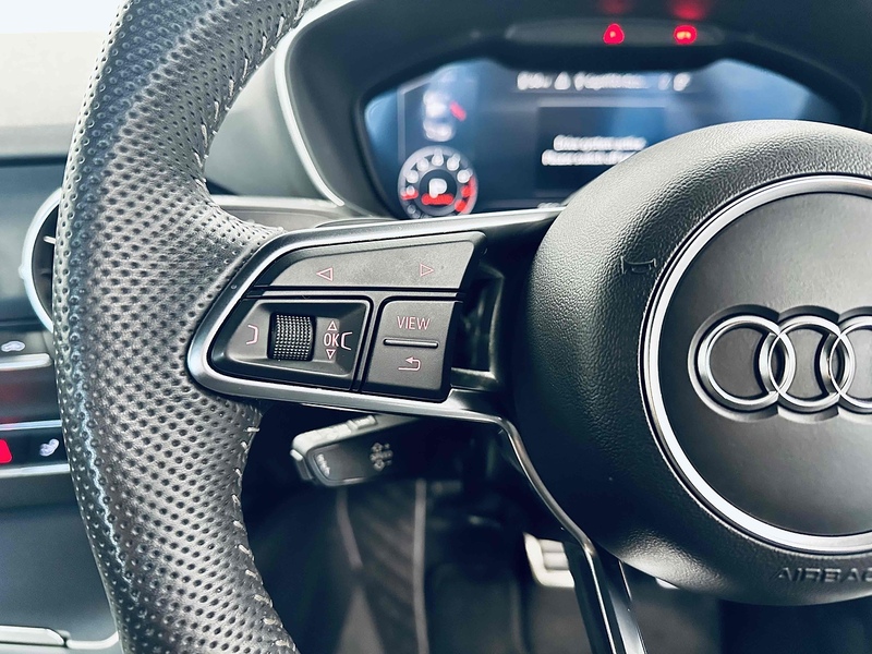 Audi TT TFSI S line - U2080