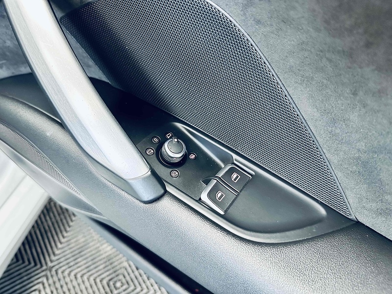 Audi TT TFSI S line - U2080