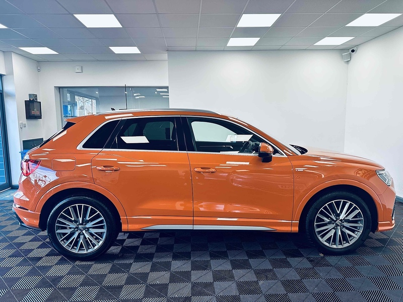 Audi Q3 TFSI CoD S line - U2083
