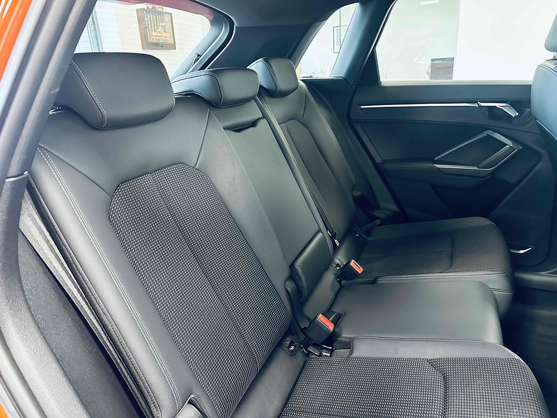 Audi Q3 TFSI CoD S line - U2083