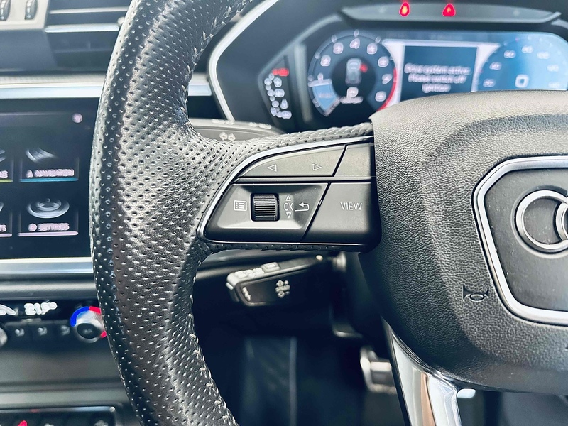 Audi Q3 TFSI CoD S line - U2083