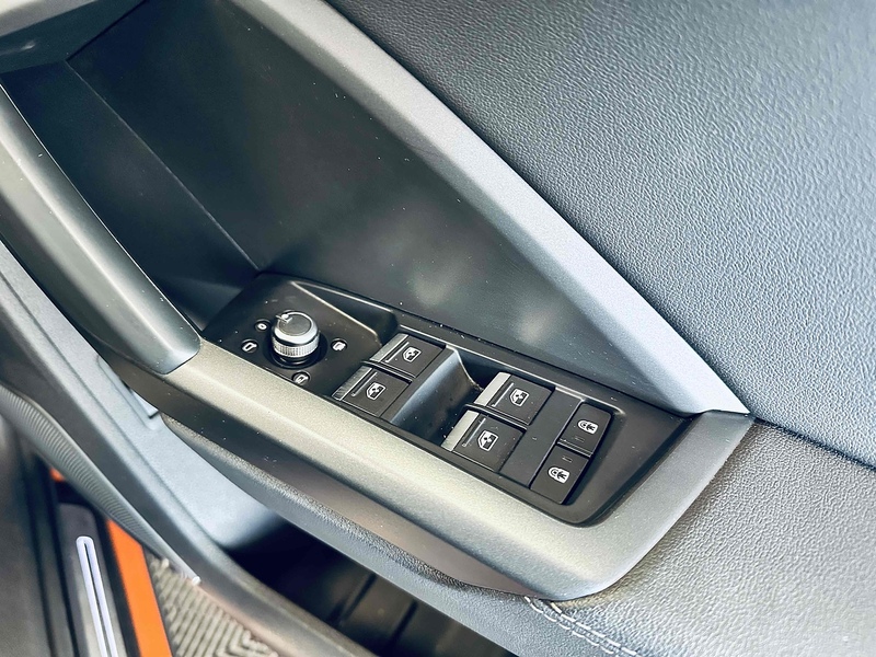 Audi Q3 TFSI CoD S line - U2083