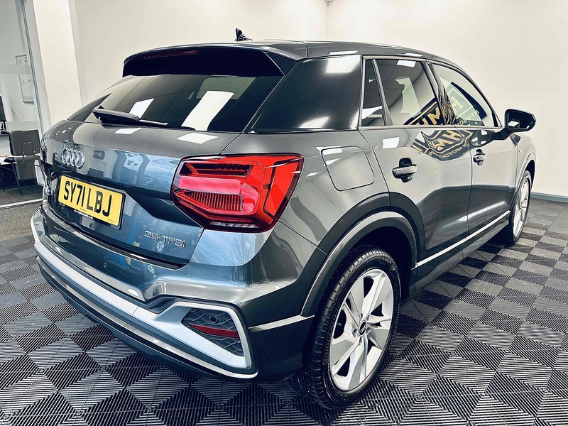 Audi Q2 TFSI CoD S line - U2084