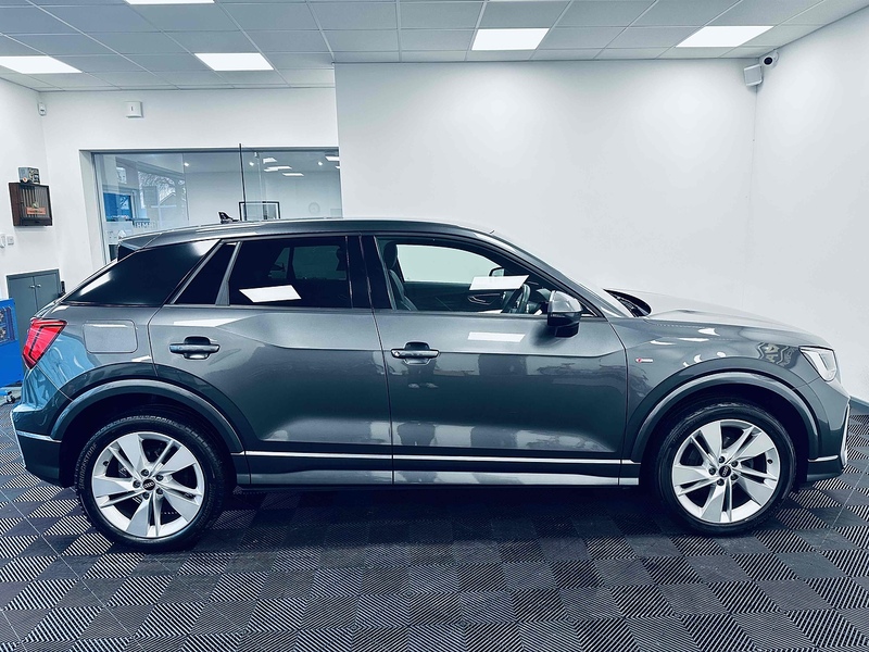 Audi Q2 TFSI CoD S line - U2084