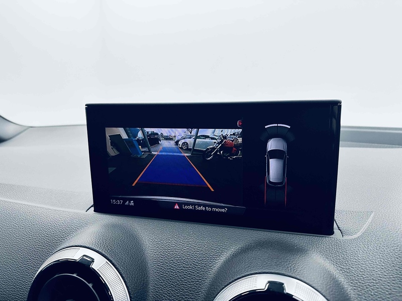 Audi Q2 TFSI CoD S line - U2084