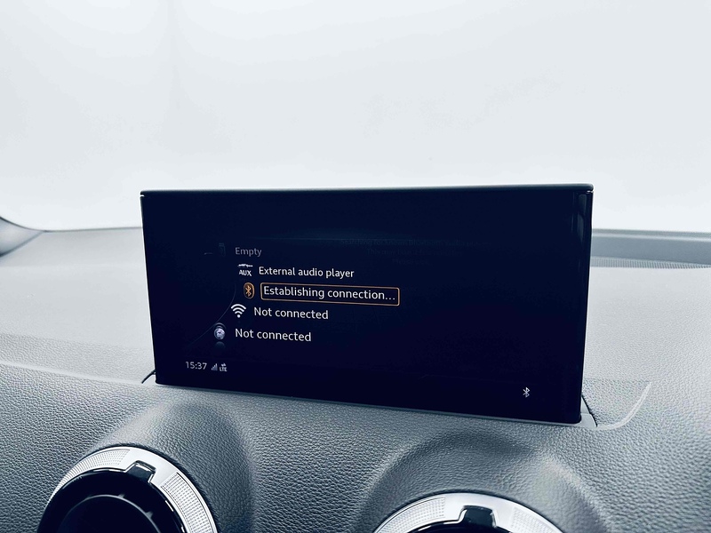 Audi Q2 TFSI CoD S line - U2084