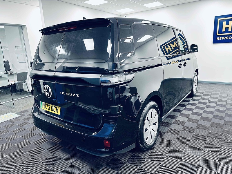 Volkswagen ID. Buzz Cargo Pro Commerce - U2086