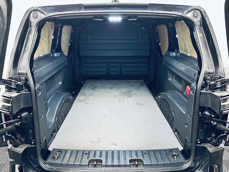 Volkswagen ID. Buzz Cargo Pro Commerce - U2086