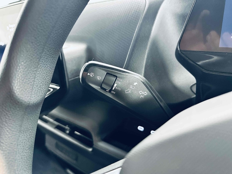 Volkswagen ID. Buzz Cargo Pro Commerce - U2086