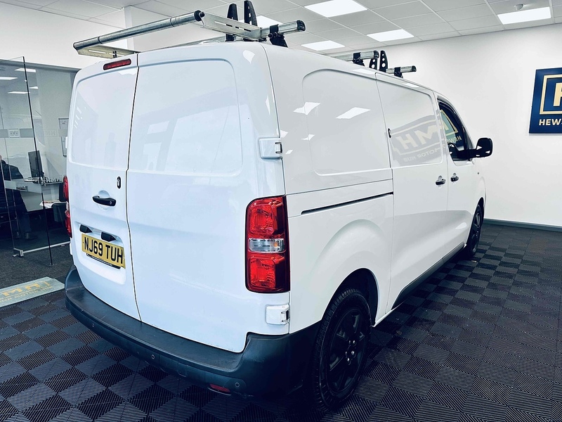 Peugeot Expert BlueHDi 1400 Professional - U2091