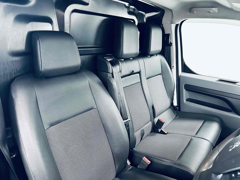 Peugeot Expert BlueHDi 1400 Professional - U2091