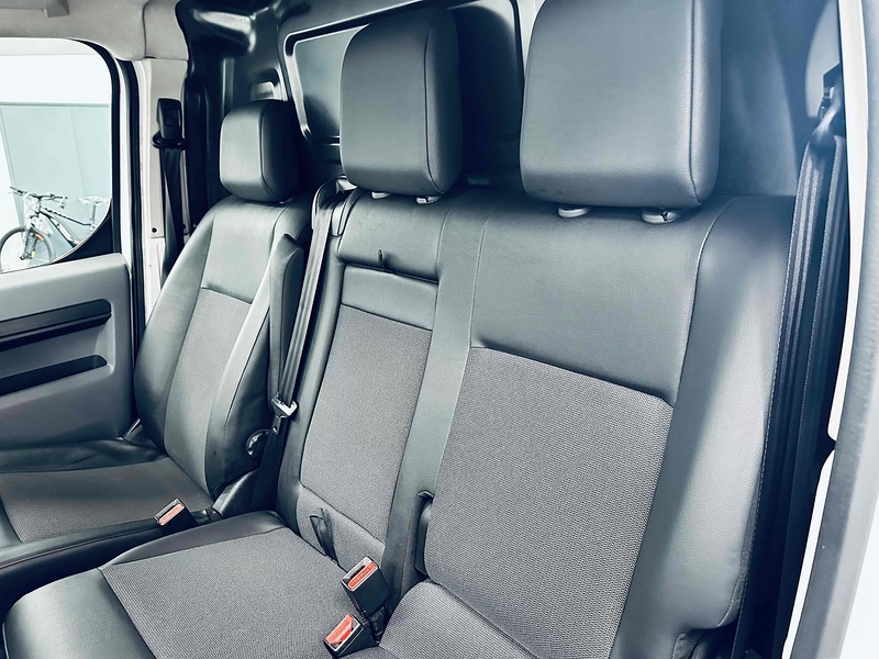 Peugeot Expert BlueHDi 1400 Professional - U2091