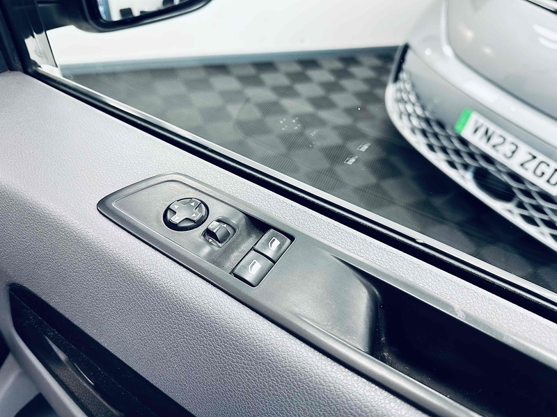 Peugeot Expert BlueHDi 1400 Professional - U2091