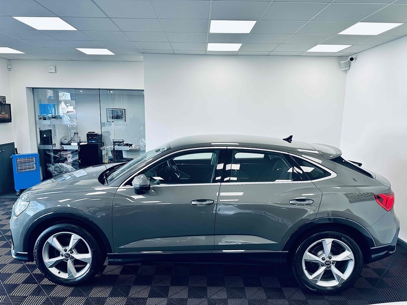 Audi Q3 TFSI CoD Sport - U2095