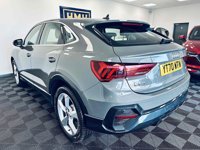 Audi Q3 TFSI CoD Sport - U2095