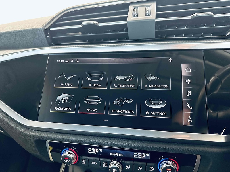 Audi Q3 TFSI CoD Sport - U2095