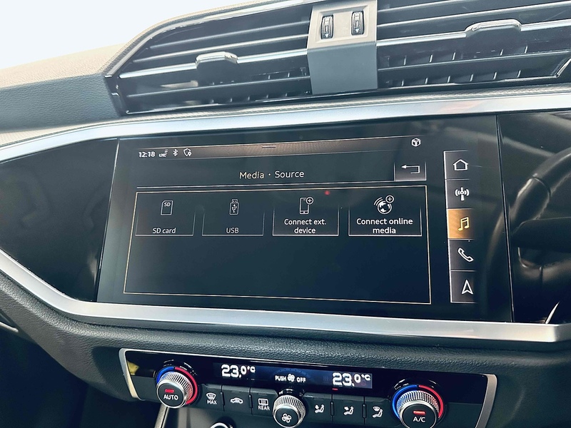 Audi Q3 TFSI CoD Sport - U2095