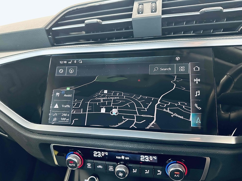 Audi Q3 TFSI CoD Sport - U2095