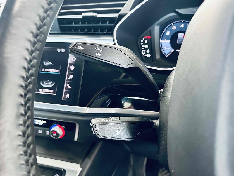 Audi Q3 TFSI CoD Sport - U2095