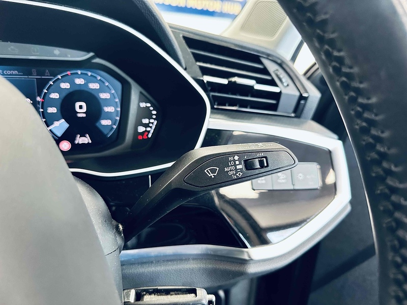 Audi Q3 TFSI CoD Sport - U2095