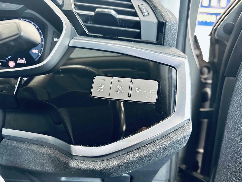 Audi Q3 TFSI CoD Sport - U2095