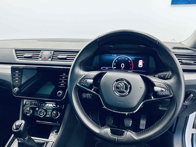 Skoda Superb TSI ACT SE L - U2101