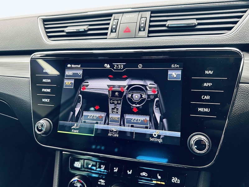 Skoda Superb TSI ACT SE L - U2101