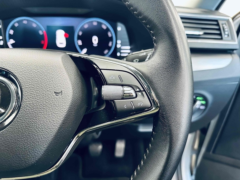 Skoda Superb TSI ACT SE L - U2101