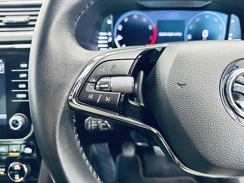 Skoda Superb TSI ACT SE L - U2101