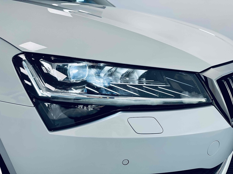 Skoda Superb TSI ACT SE L - U2101