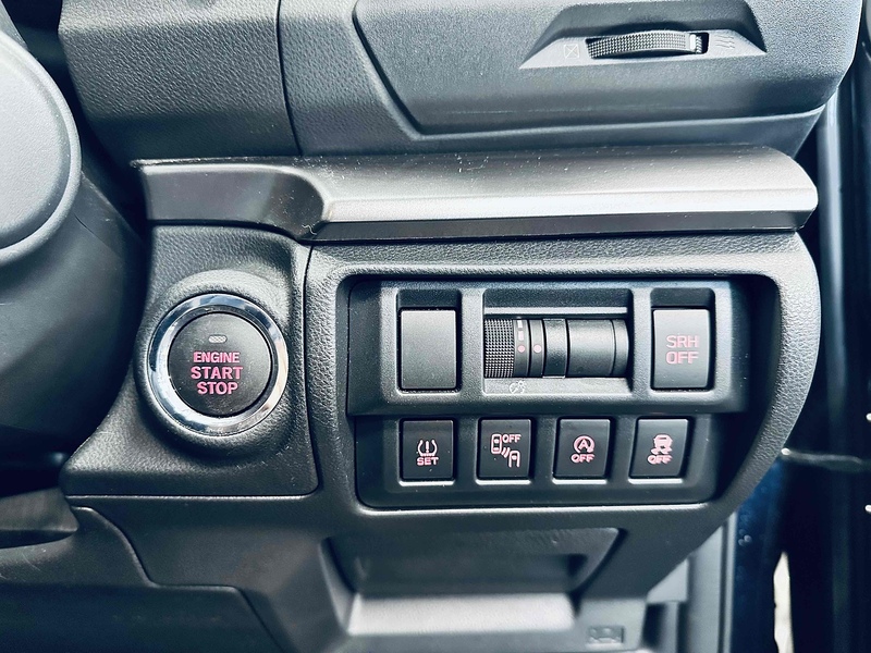 Subaru Impreza i SE - U2102