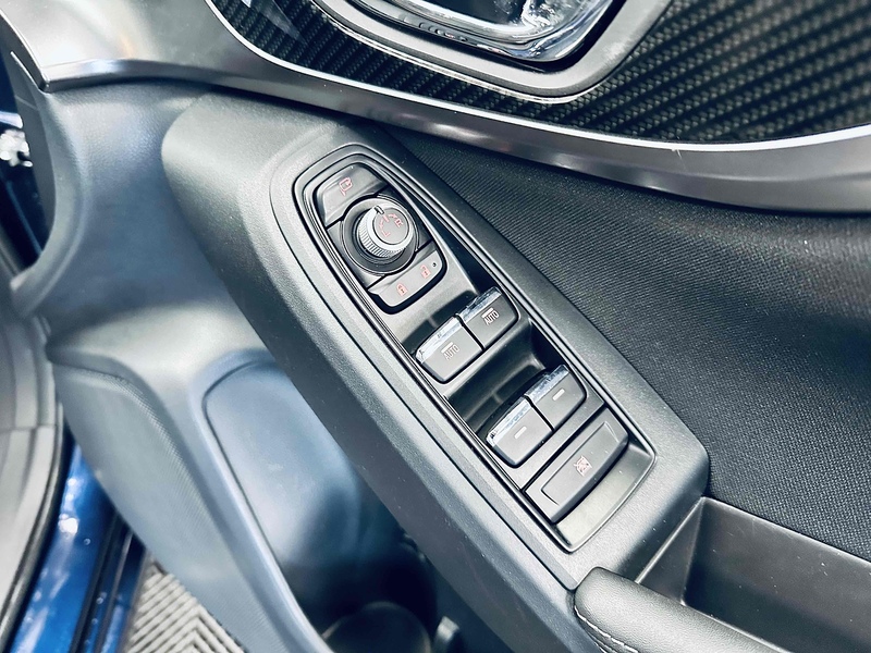 Subaru Impreza i SE - U2102