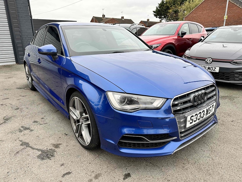 Audi S3 TFSI - U2104