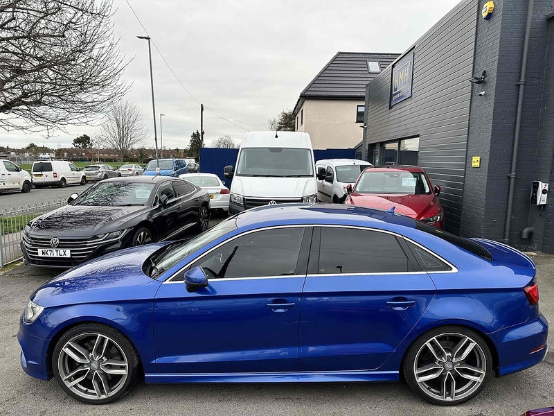 Audi S3 TFSI - U2104