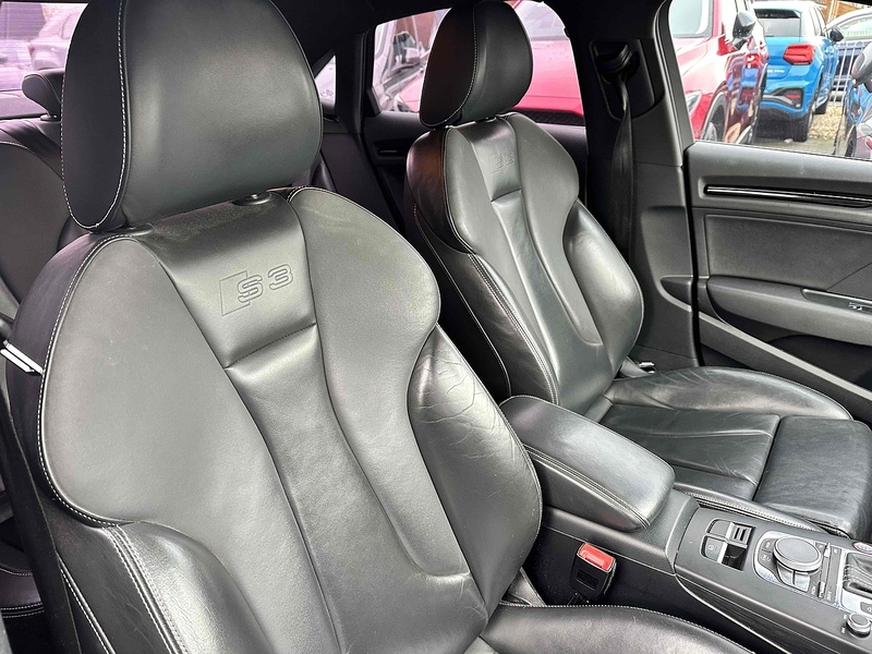 Audi S3 TFSI - U2104