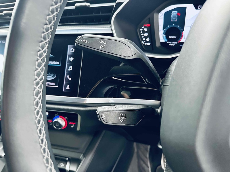 Audi Q3 TFSI CoD S line - U2105