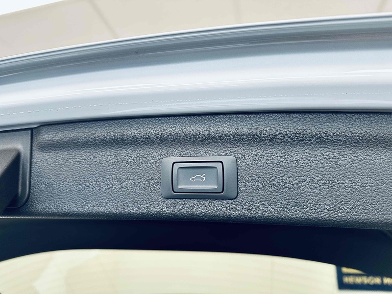 Audi Q3 TFSI CoD S line - U2105