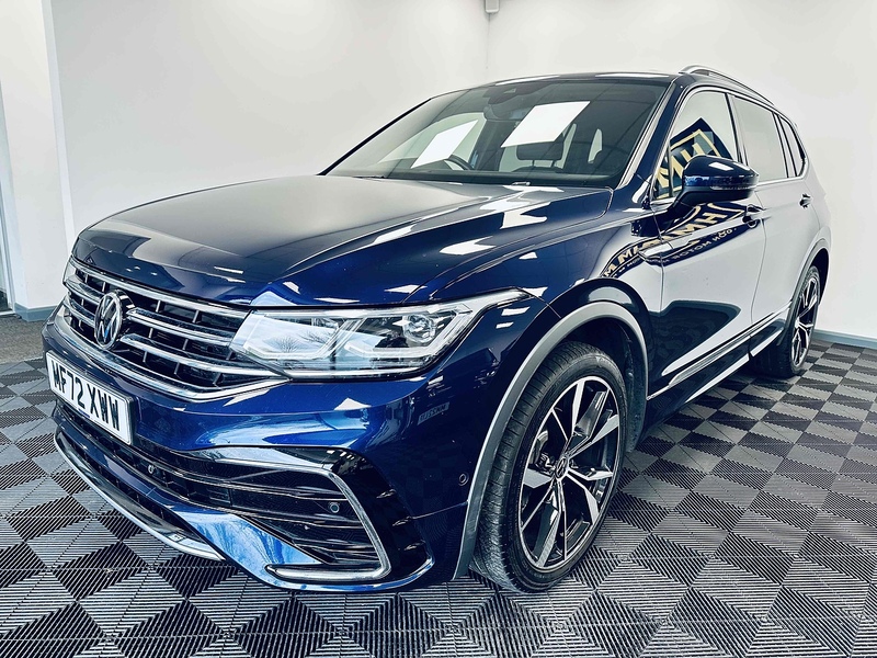 Volkswagen Tiguan Allspace TSI R-Line - U2106