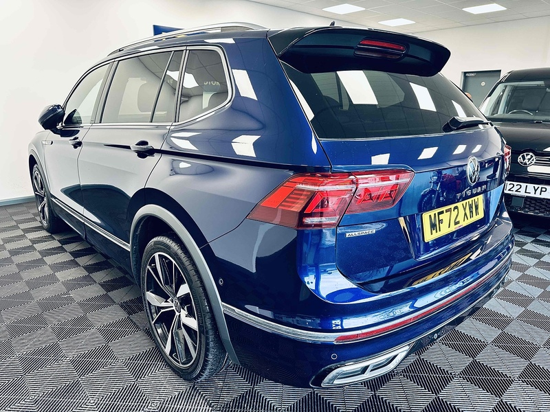 Volkswagen Tiguan Allspace TSI R-Line - U2106
