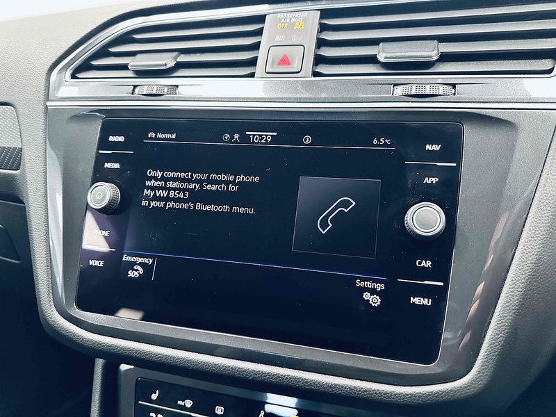 Volkswagen Tiguan Allspace TSI R-Line - U2106