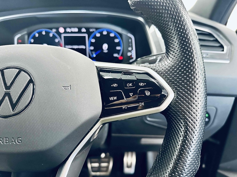 Volkswagen Tiguan Allspace TSI R-Line - U2106