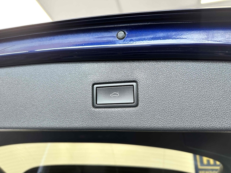 Volkswagen Tiguan Allspace TSI R-Line - U2106