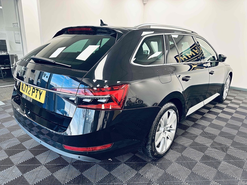 Skoda Superb TSI SE L - U2110